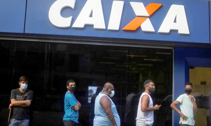 FILA-NA-CAIXA