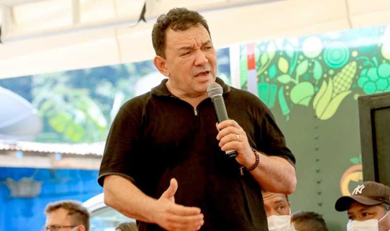 Tony-Medeiros