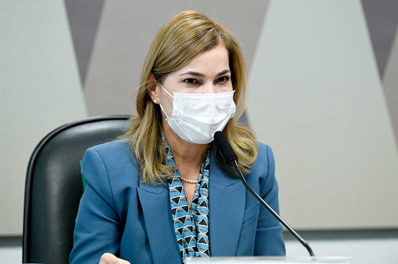 Secretária-da-Saúde-Mayra-Pinheiro