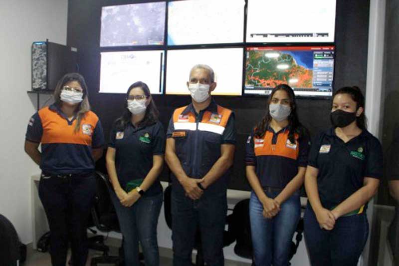 EQUIPE-CEMOA-DEFESA-CIVIL