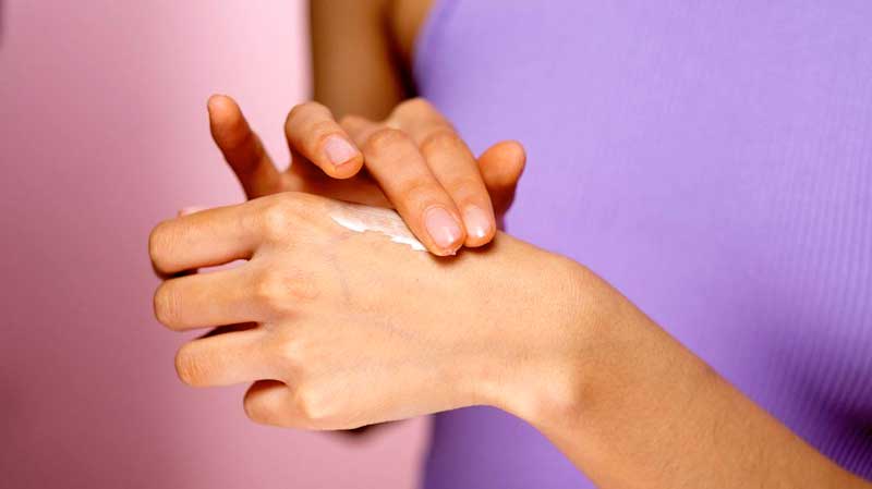 Skincare-nas-maos