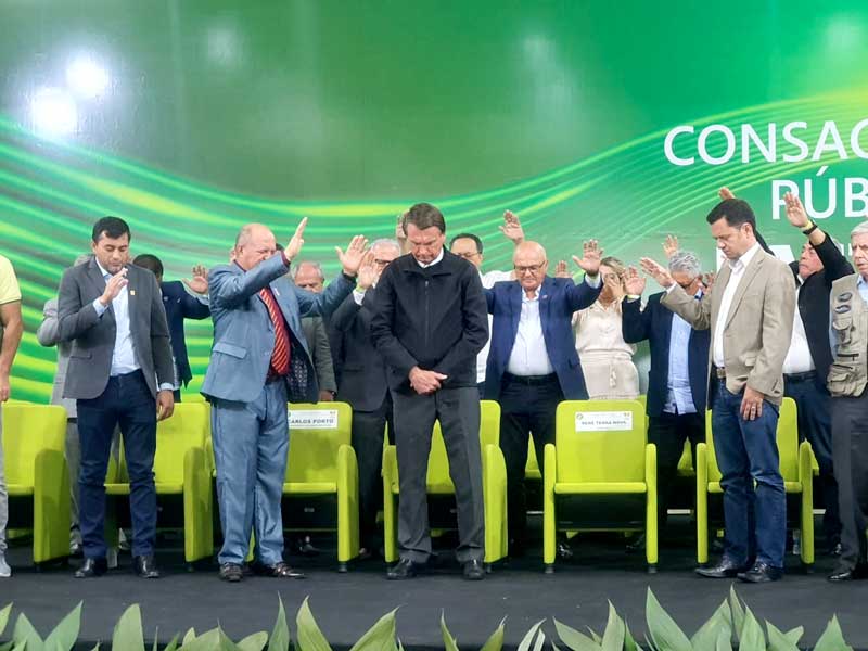 Bolsonaro-participa-da-1-Consagracao-de-Pastores