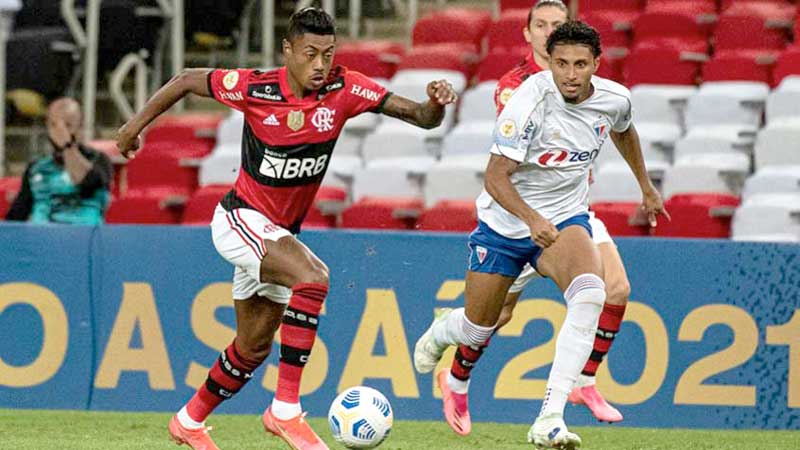 Flamengo-e-Fortaleza-Bruno-Henrique