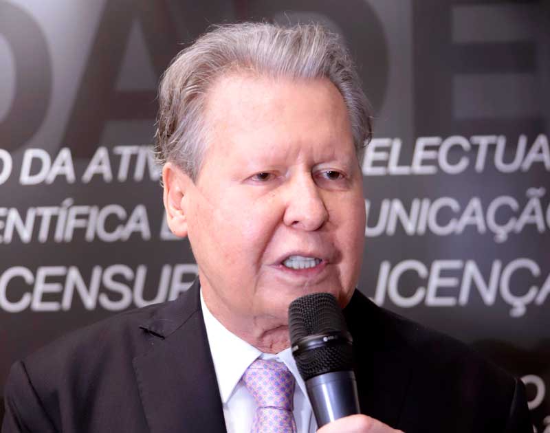 Arthur-Virgilio-Neto