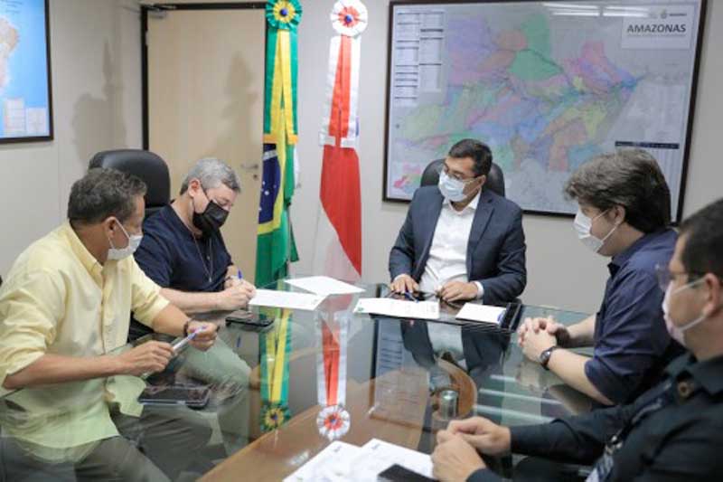 Governador-Wilson-Lima-firma-convênio-com-prefeito-de-Lábrea-Gean-Barros