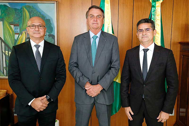 Menezes-Bolsonaro-e-David-Almeida