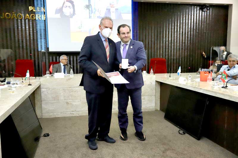 Presidente-do-TCE-AM-Mario-Mello