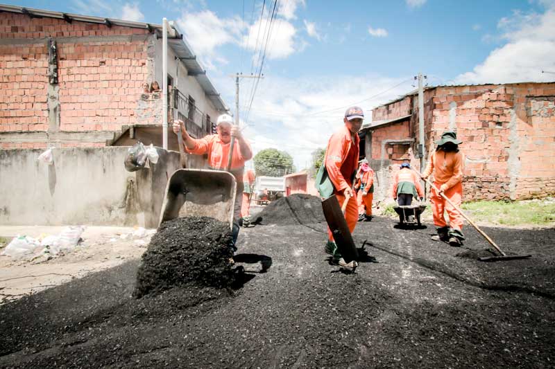aplicacao-de-ASFALTO-bairro-tancredo-neves