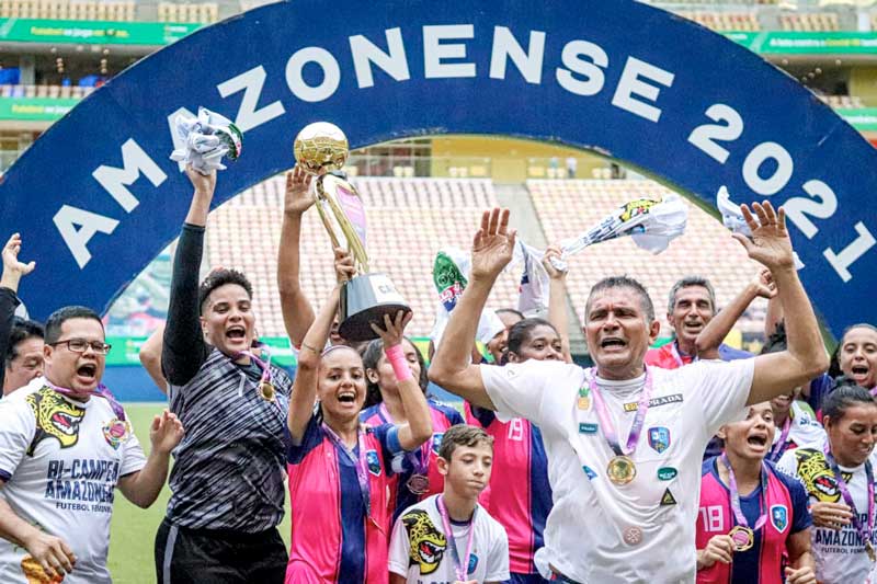 3B-e-campeao-do-Campeonato-Amazonense-Feminino