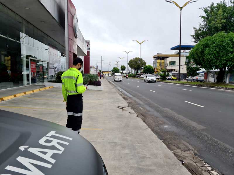 IMMU-fiscalizacao-nas-calcadas-na-zona-leste
