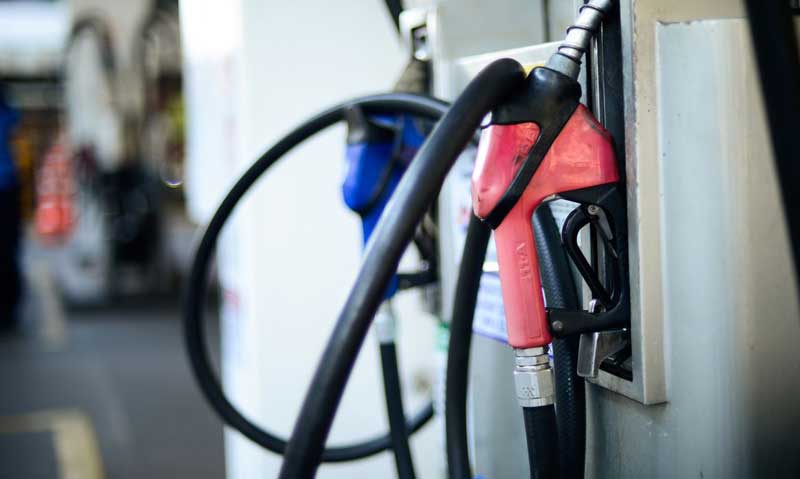 Governo-zera-imposto-de-importação-de-etanol-e-gasolina