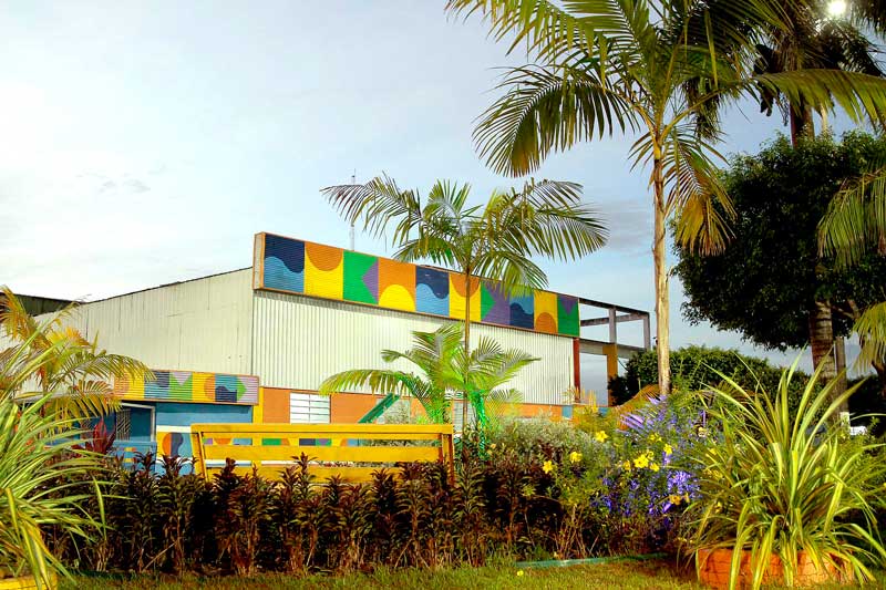 Prefeitura-entrega-complexo-esportivo-e-sedia-exposição-de-carros-antigos