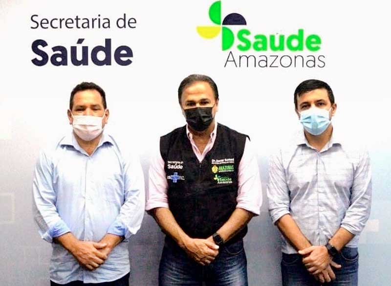 Secretário-de-Saúde-recebe-prefeito-de-Atalaia-do-Norte-para-discussão-sobre-investimentos-no-município