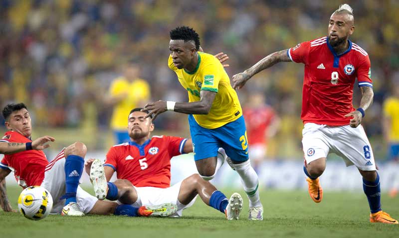 Seleção-goleia-Chile-por-4-a-0