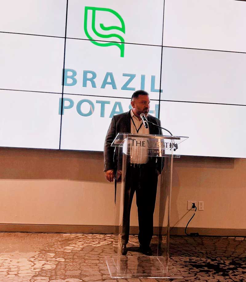 prefeito-de-autazes-no-canada_1