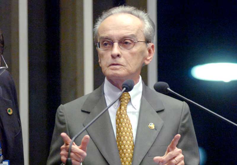 senador-Jefferson-Peres
