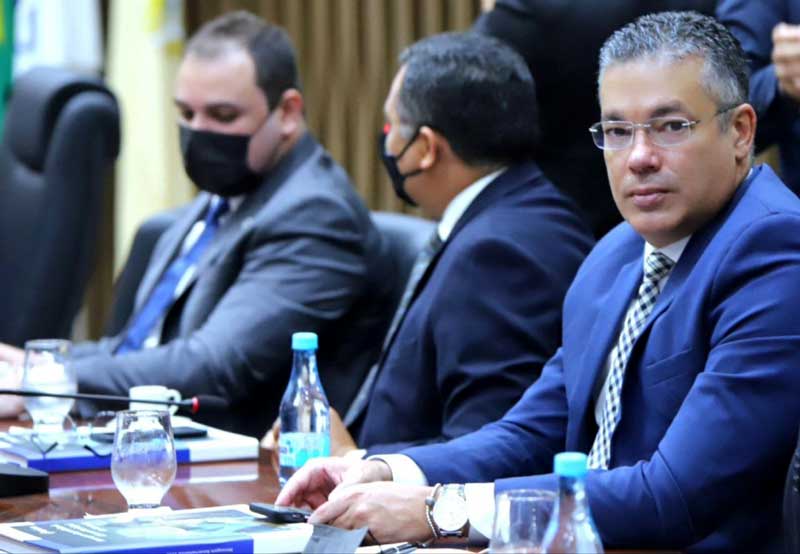 Conselheiro-do-TCE-AM-determina-que-gestor-de-Itacoatiara-deixe-o-cargo-Josué-Claudio