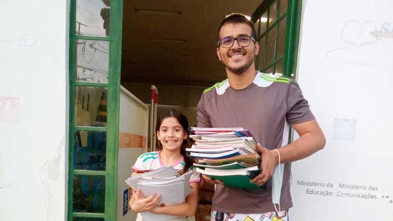 Feira-de-Livros-(1)
