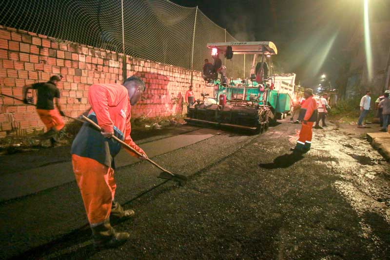 Prefeitura-de-Manaus-leva-asfalto-novo-às-ruas-do-loteamento-Rio-Piorini