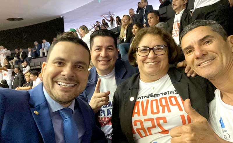 Capitão-Alberto-Neto-vota-a-favor-do-aumento-do-piso-salarial-dos-Enfermeiros