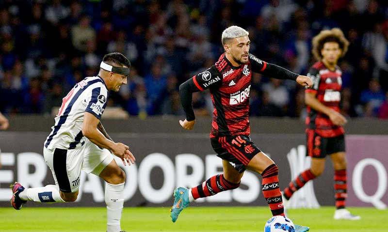 Flamengo-joga-mal,-mas-arranca-empate-com-o-Talleres-na-Libertadores