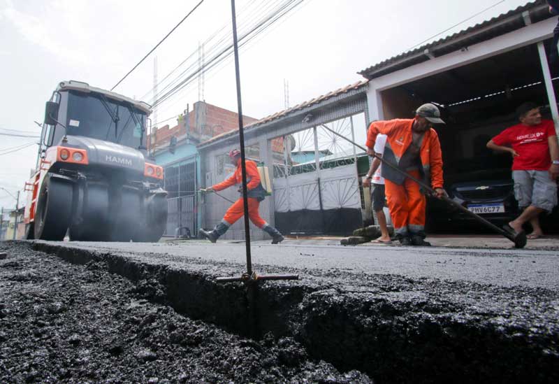 Obras-do-Asfalta-Manaus-avançam-no-bairro-Santa-Etelvina