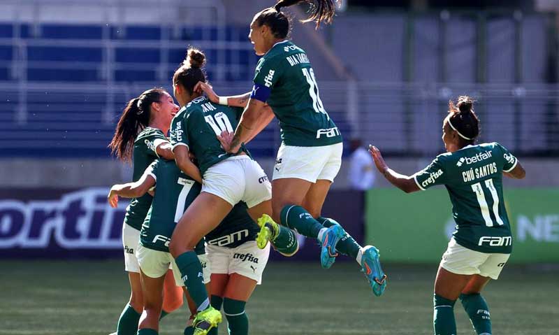 Palmeiras-atropela-São-José-e-retoma-a-ponta-do-Brasileiro-Feminino