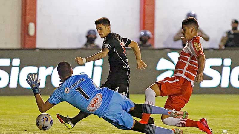 Vasco-e-Tombense-voltam-a-se-enfrentar
