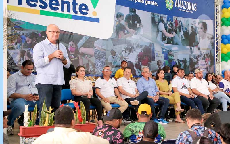 Menezes-acompanha-Wilson-Lima-em-viagem-pelo-interior-do-Amazonas