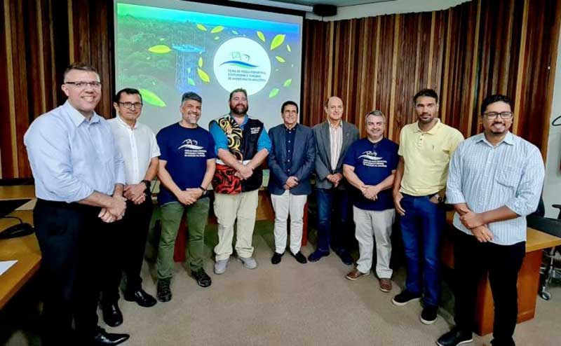 Prefeitura-de-Manaus-participa-do-lancamento-da-1a-Feira-de-Pesca-Esportiva-Ecoturismo-e-Turismo-de-Aventura-696x430