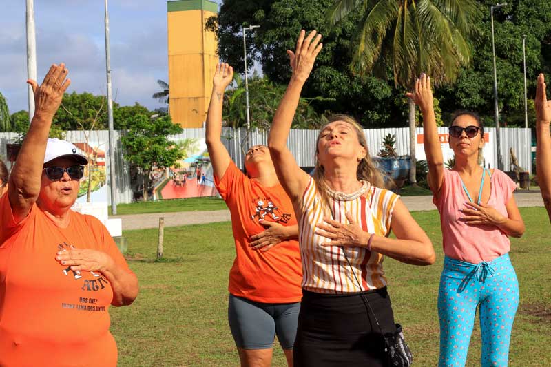 Prefeitura-promove-ações-de-saúde-e-bem-estar-para-grupo-da-terceira-idade1