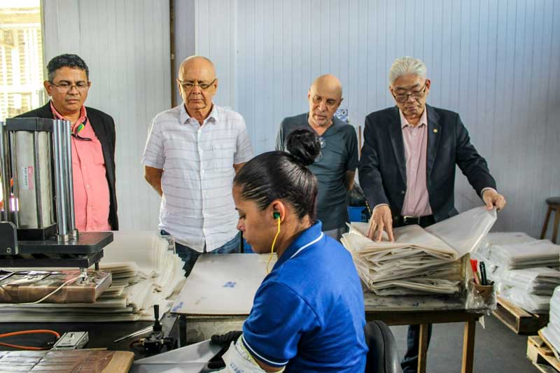 Sedecti-visita-empresa-pioneira-em-reciclagem-de-isopor-no-mundo-instalada-no-PIM