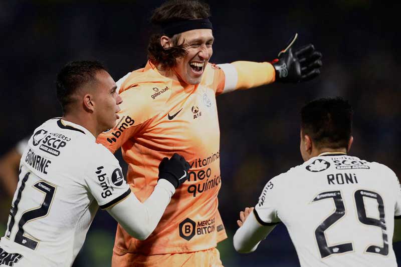 Corinthians-supera-Boca-nos-pênaltis-e-segue-vivo-na-Libertadores