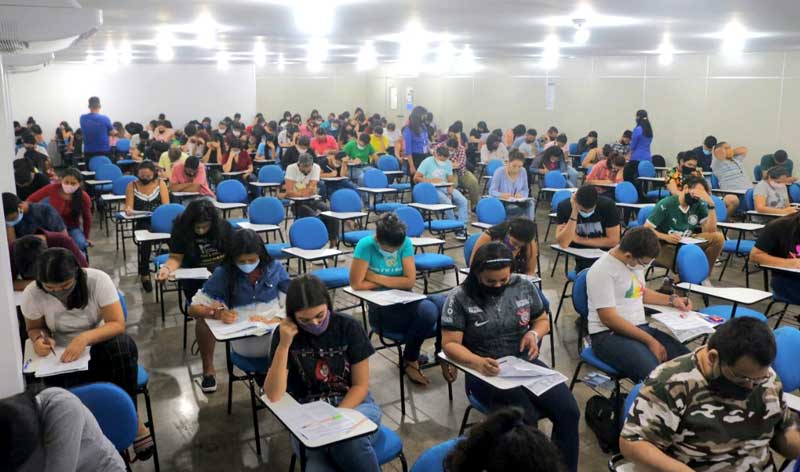 Escola-faz-concurso-de-bolsas-de-estudos-até-100%-gratuitas-CENTEC