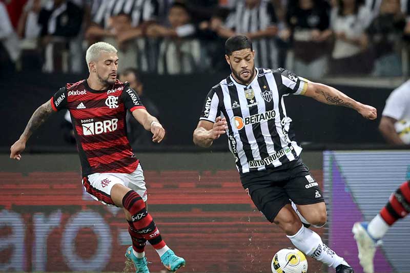 Fla-e-Galo-duelam-no-Maracanã-por-vaga-nas-quartas