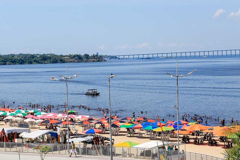 embarcações-ponta-negra_1