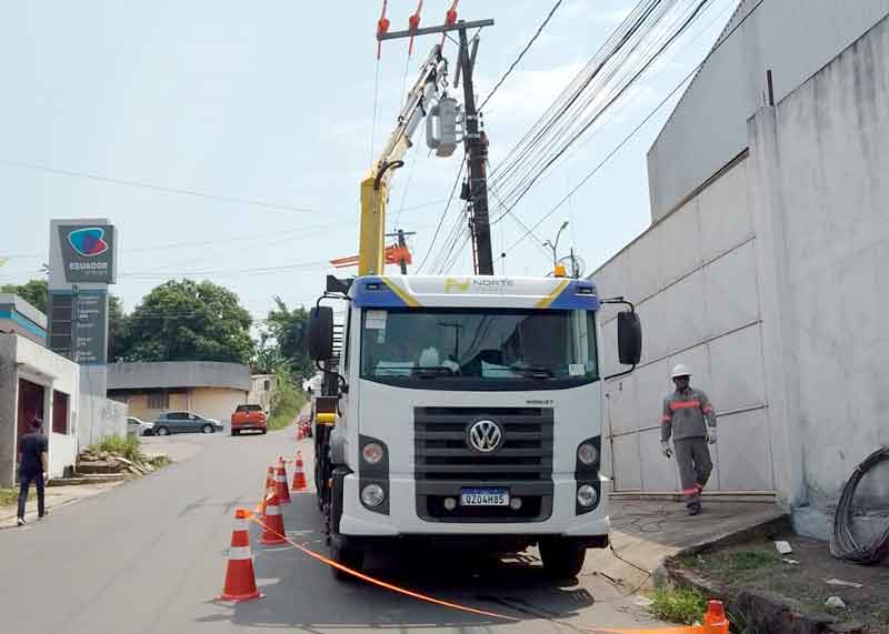 Bairro-Cidade-de-Deus-recebe-novos-transformadores-e-rede-elétrica