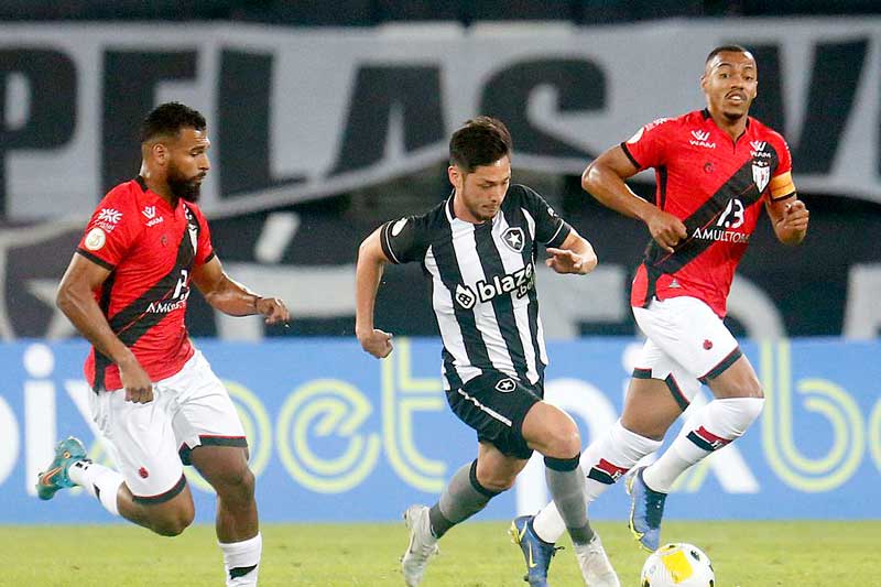 Botafogo-e-Atlético-GO-ficam-no-0-a-0-no-Engenhão