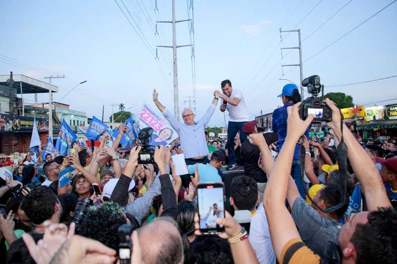 Coronel-Menezes-participa-da-caminhada-com-governador-Wilson