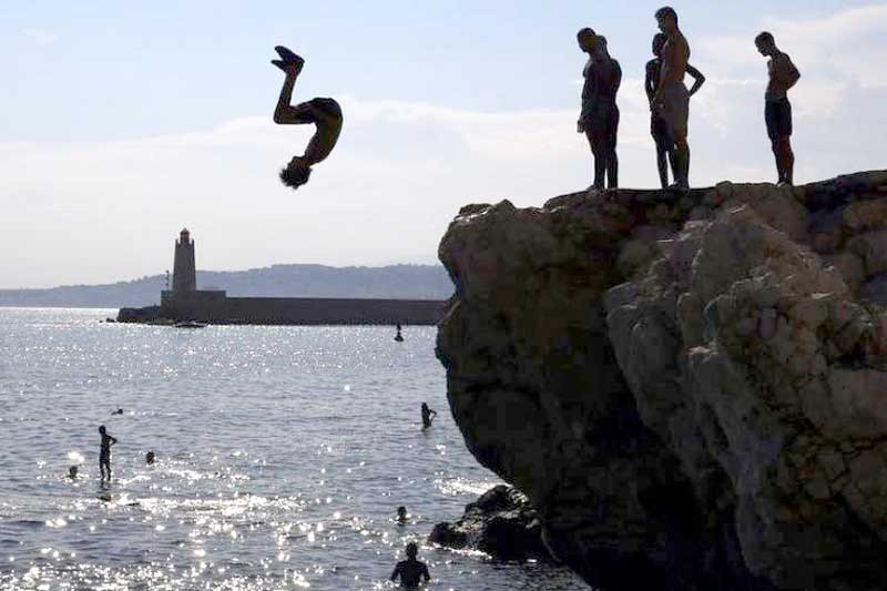 França-emite-alerta-de-seca-após-terceira-onda-de-calor-em-dois-meses