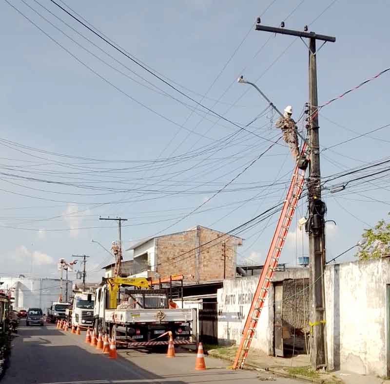 Bairro-Mauazinho-recebe-novo-transformador-e-rede-elétrica