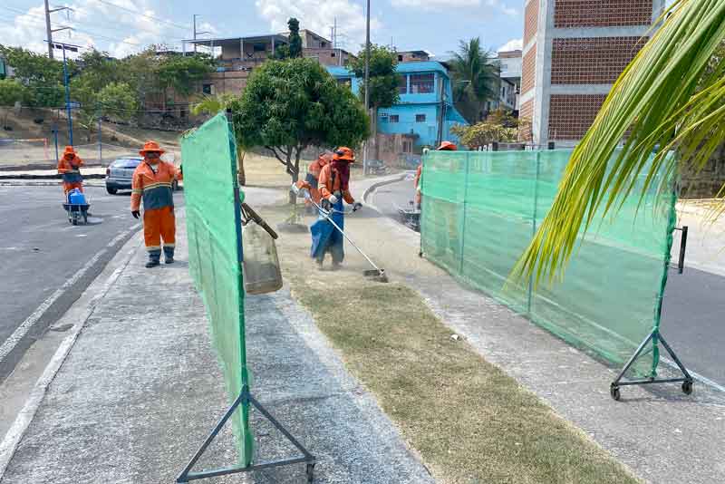 Parque-Residencial-São-Raimundo-recebe-ação-de-limpeza-da-Prefeitura-de-Manaus
