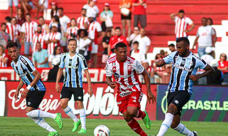 Grêmio-garante-retorno-à-Série-A-do-Brasileiro