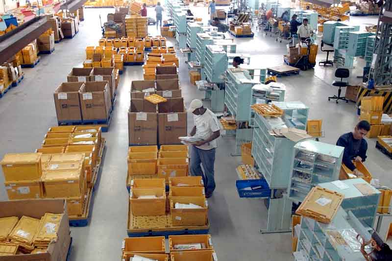 Leilão-de-mais-de-40-mil-itens-esquecidos-nos-Correios-ocorre-hoje