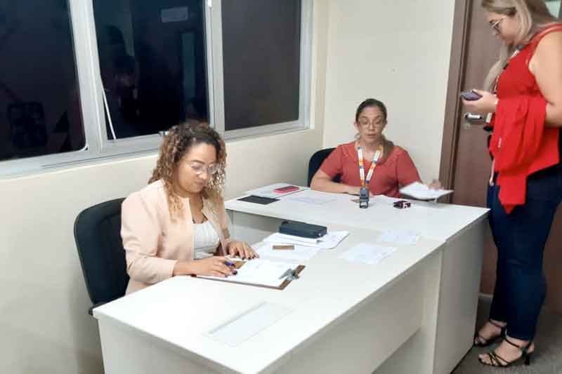 Prefeitura-de-Manaus-realiza-ações-preventivas-em-alusão-ao-Outubro-Rosa-com-servidoras-da-Semed