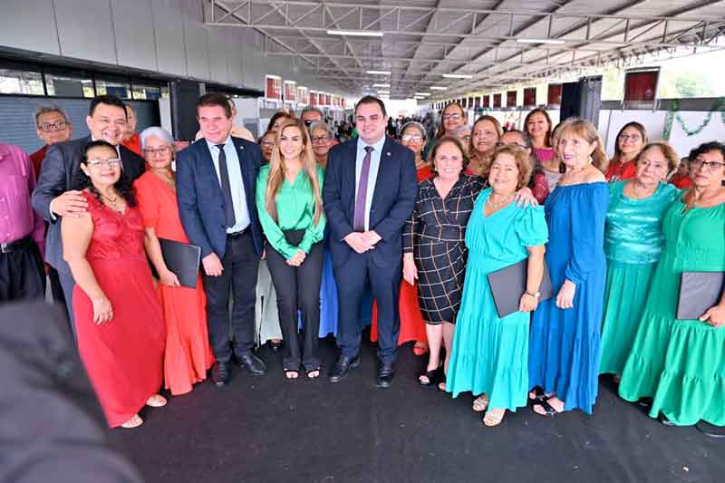 Débora-Menezes-visita-Aleam-e-já-se-prepara-para-assumir-mandato-em-2023