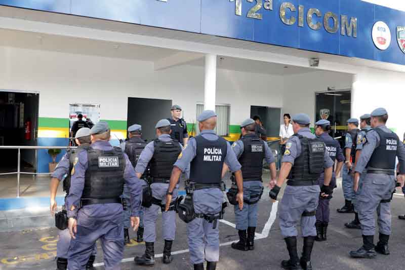 Governo-do-Amazonas-sanciona-lei-que-autoriza-venda-de-armas-dos-órgãos-de-segurança-para-policiais-do-estado