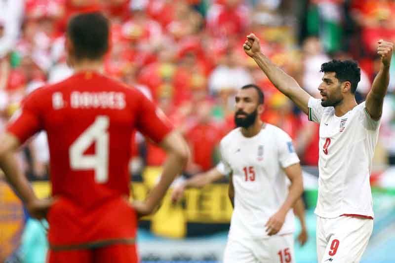 Irã-derrota-Gales-nos-minutos-finais-e-sonha-com-oitavas-da-Copa