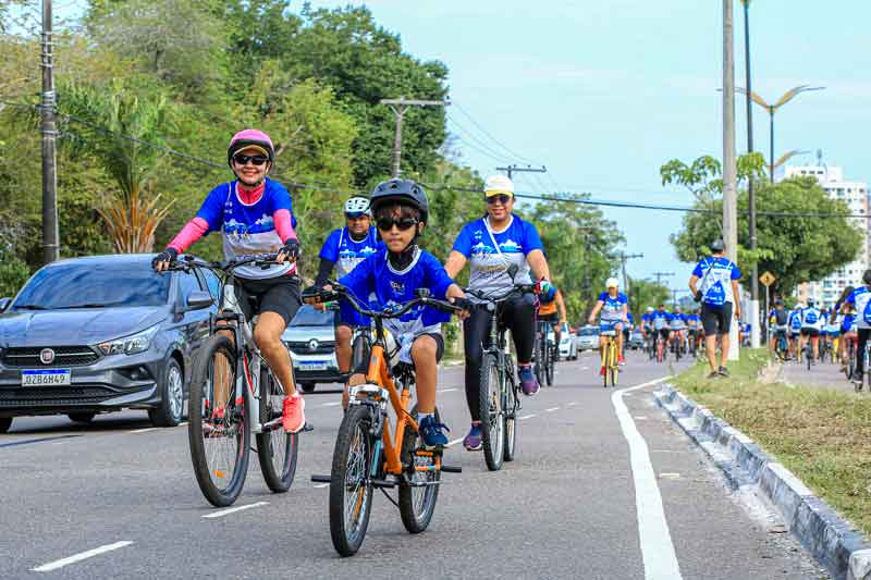 Pedala-Tour-reúne-mais-de-1,6-mil-ciclistas-em-Manaus1