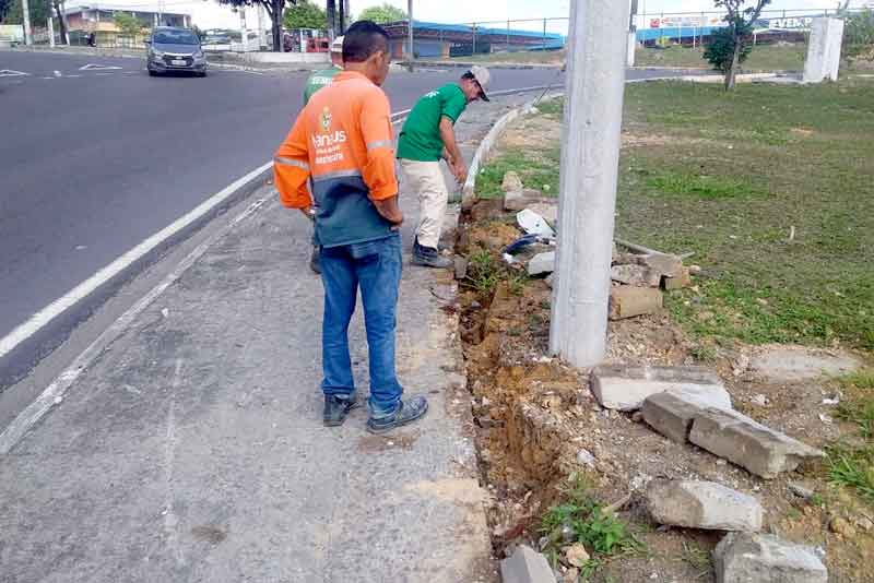 Seminf-trabalha-na-recuperação-de-drenagem-superficial-em-rotatória-núcleo-8